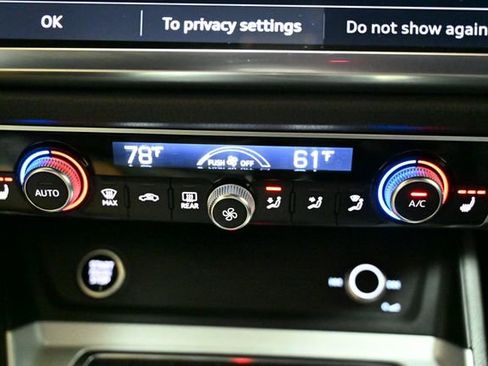 Used 2023 Audi Q3 2.0T Premium image 30