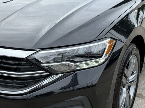 Used 2024 Volkswagen Jetta SE image 11