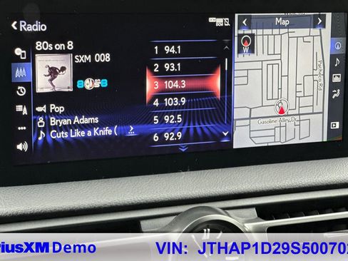 Used 2025 Lexus IS 500 image 29