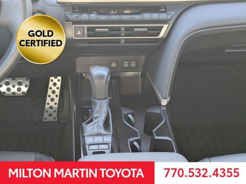 Used 2025 Toyota Camry SE image 19
