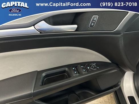 Used 2016 Ford Fusion S image 20