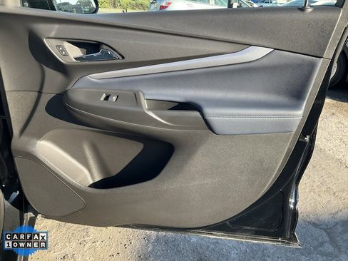 Used 2022 Chevrolet Bolt EUV LT w/ Convenience Package image 62
