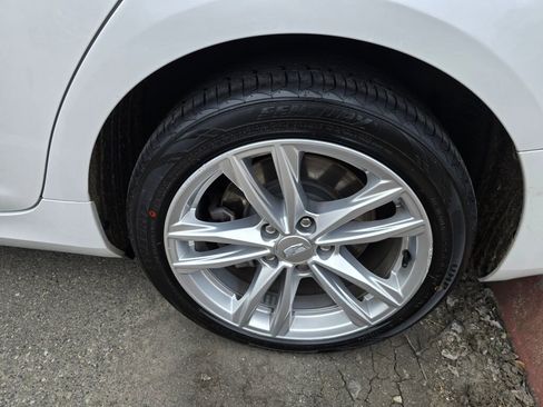 Used 2021 Cadillac CT4 Luxury w/ Sun And Sound Package AWD/4WD image 5