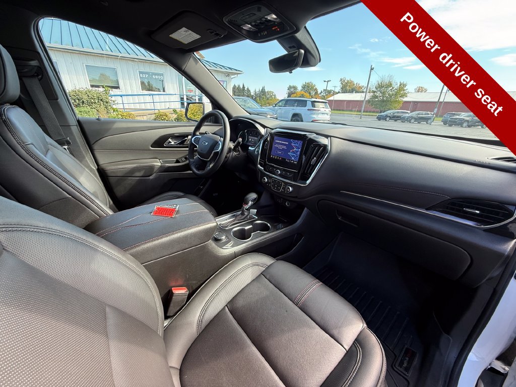 Used 2023 Chevrolet Traverse RS AWD/4WD image 49