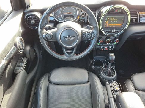 Used 2019 MINI Cooper S w/ Signature Upholstery Package image 11