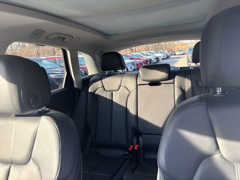 Used 2018 Audi Q5 2.0T Premium Plus w/ Premium Plus Package image 24