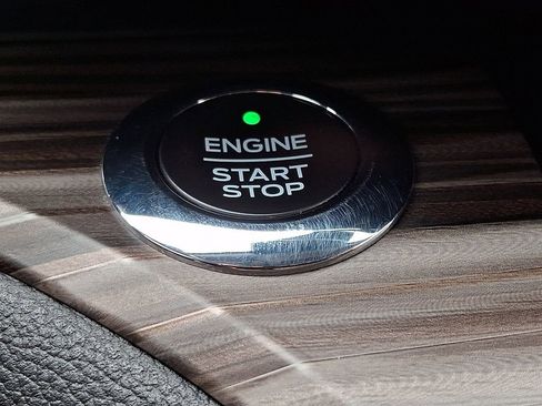 Certified 2021 Ford Explorer Limited w/ Equipment Group 301A image 24