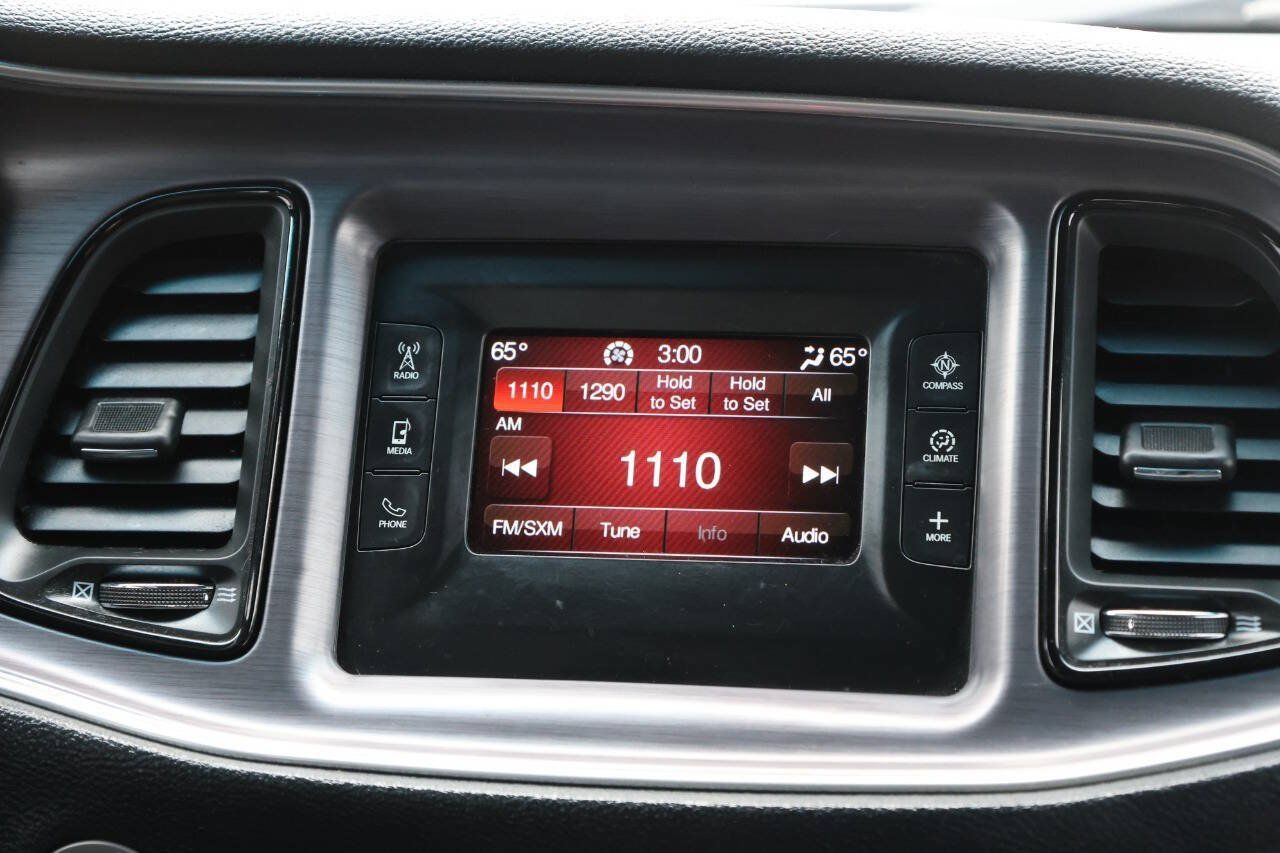 Used 2017 Dodge Challenger R/T RWD image 18