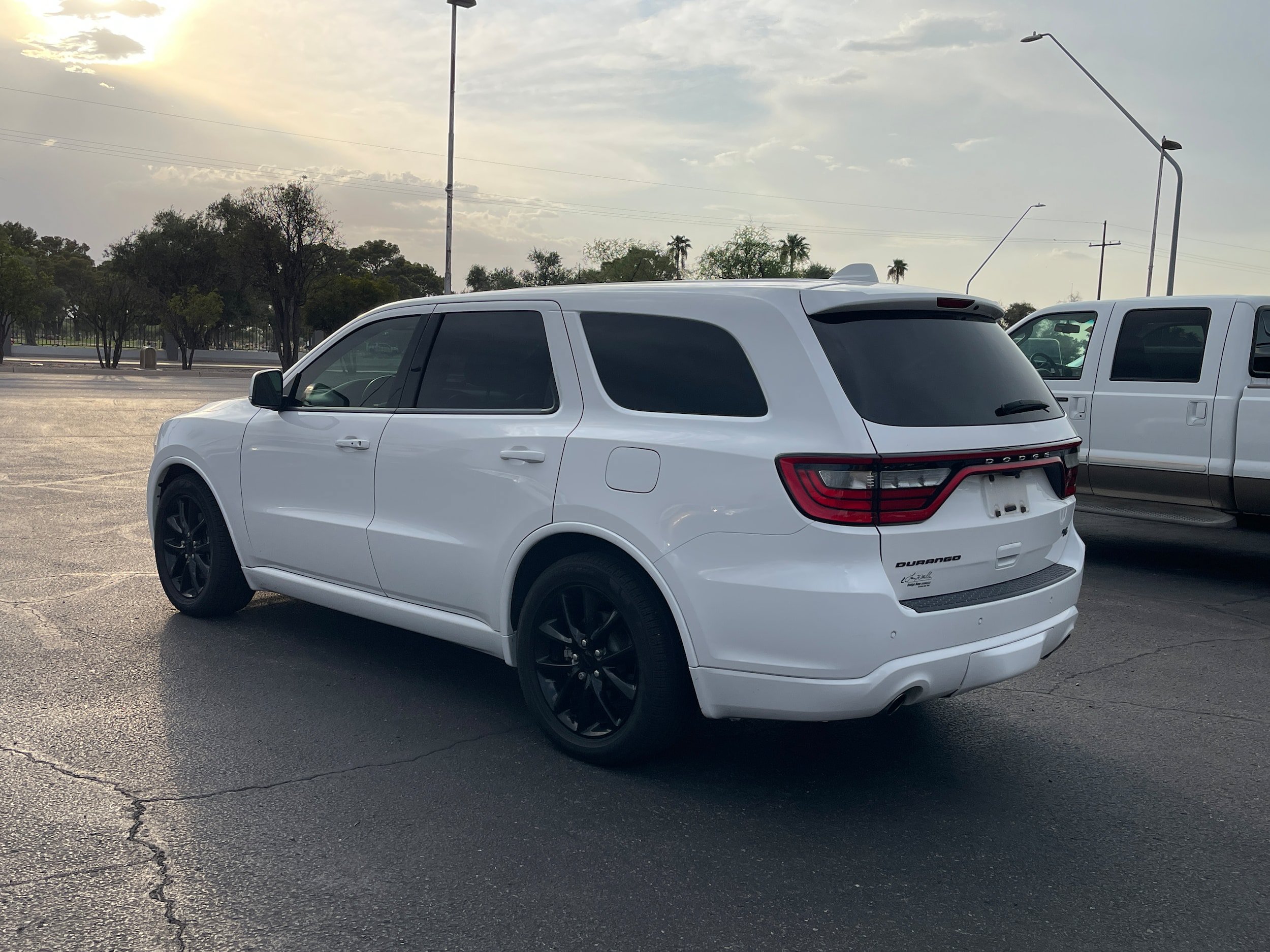 Used 2017 Dodge Durango R/T w/ Trailer Tow Group IV RWD image 3