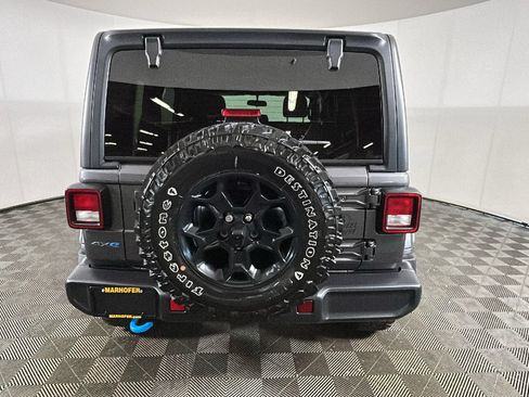 Used 2023 Jeep Wrangler Unlimited w/ Convenience Group AWD/4WD image 4