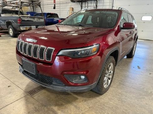 Used 2019 Jeep Cherokee Latitude w/ Popular Appearance Group AWD/4WD image 31