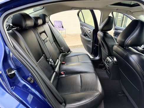 Used 2018 INFINITI Q50 Sport AWD/4WD image 18