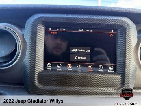 Used 2022 Jeep Gladiator Willys image 20