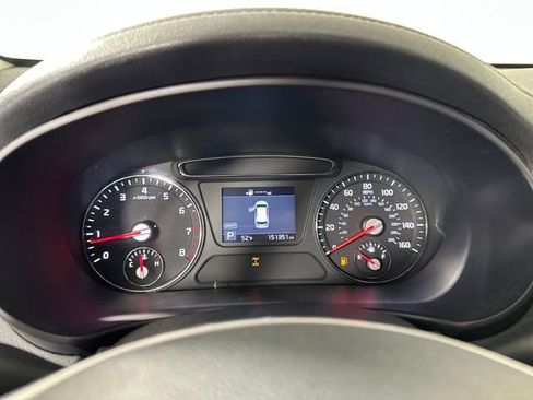 Used 2019 Kia Sorento LX w/ LX Convenience Package image 17