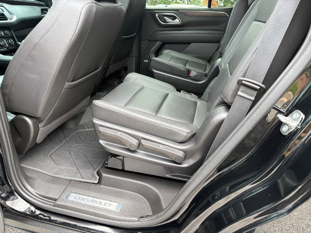 Used 2023 Chevrolet Tahoe Z71 w/ Luxury Package AWD/4WD image 21