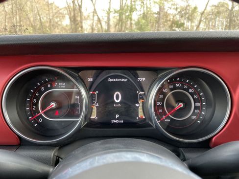 Certified 2022 Jeep Gladiator Rubicon w/ LED Lighting Group image 19