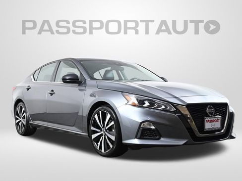 Certified 2022 Nissan Altima 2.5 SR image 4