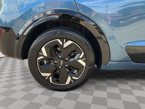 Used 2023 Kia Niro Wave w/ Wave Preserve Package FWD image 11