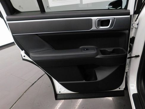 Used 2025 Hyundai Santa Fe SEL image 21