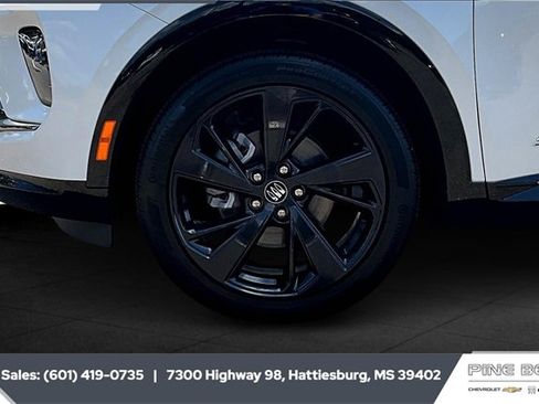 New 2025 Buick Envision Sport Touring image 11