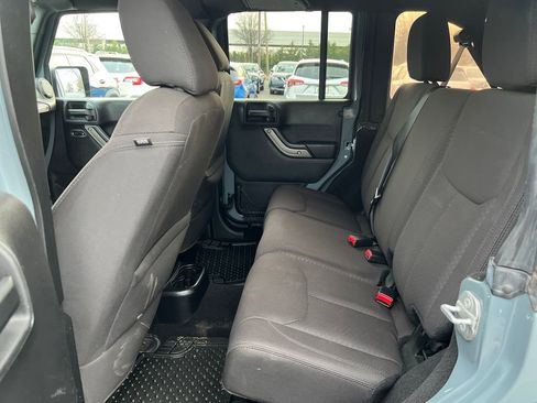 Used 2015 Jeep Wrangler Unlimited Sport w/ Quick Order Package 24S image 15