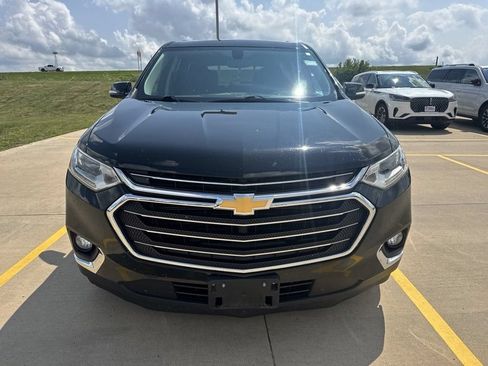 Used 2019 Chevrolet Traverse LT AWD/4WD image 2