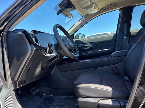 New 2025 Nissan Kicks SR image 15