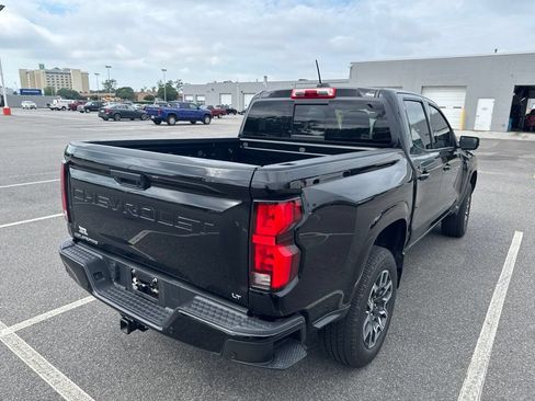Used 2023 Chevrolet Colorado LT w/ LT Convenience Package III RWD image 6