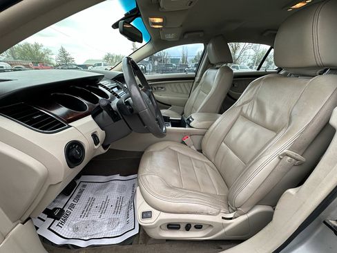 Used 2011 Ford Taurus Limited w/ 301A Rapid Spec Order Code FWD image 14