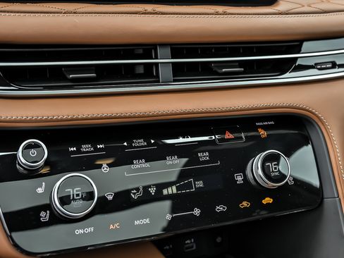 Used 2023 INFINITI QX60 Autograph image 46