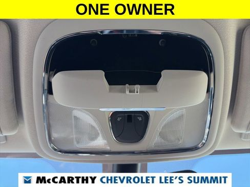 Used 2017 Jeep Cherokee Latitude w/ Cold Weather Group AWD/4WD image 22