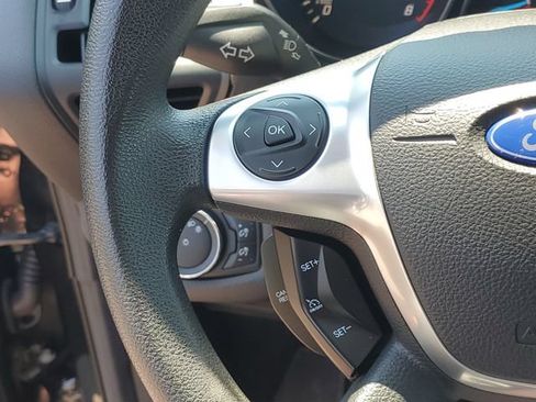 Used 2015 Ford Escape SE AWD/4WD image 16