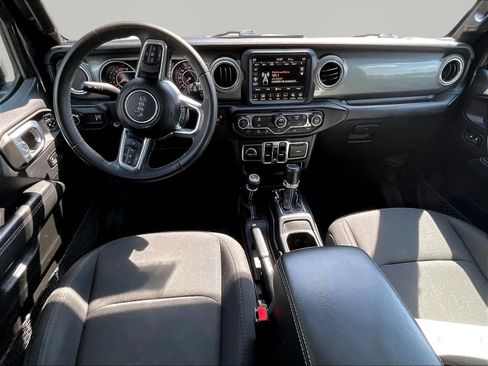 Used 2023 Jeep Wrangler Unlimited Sahara AWD/4WD image 7