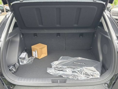 New 2026 Hyundai Kona Limited FWD image 18