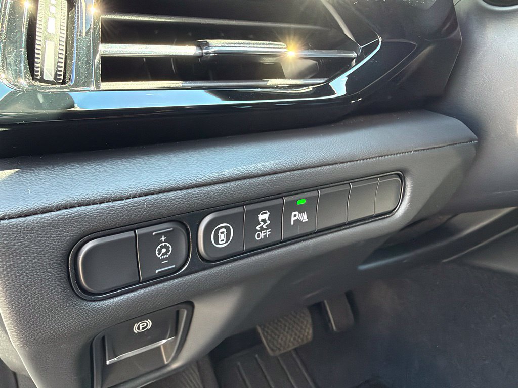 Certified 2026 Acura MDX w/ Technology Package FWD image 16
