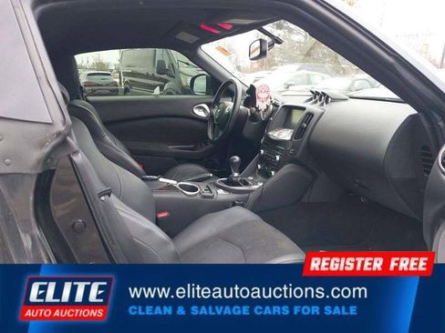 Used 2019 Nissan 370Z Touring Sport image 10