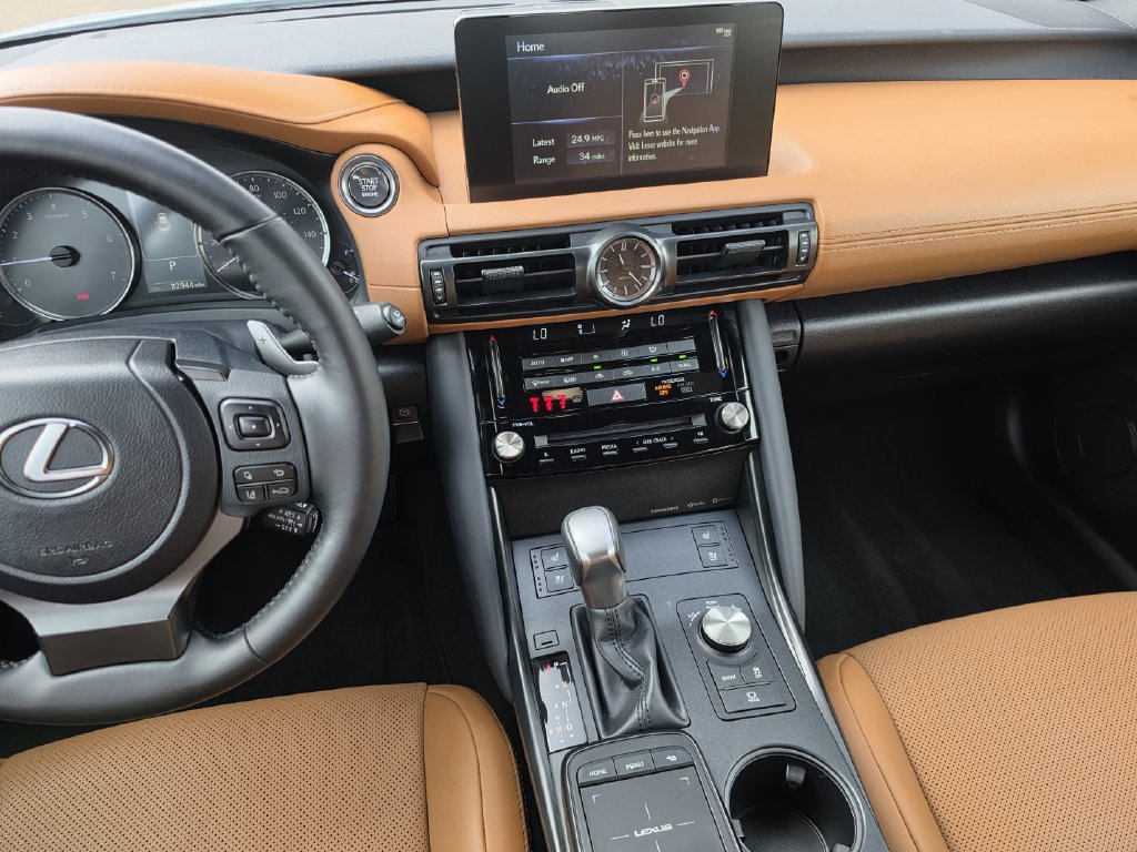Used 2024 Lexus IS 300 w/ Comfort Package RWD image 16