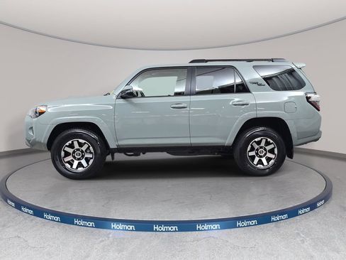 Used 2023 Toyota 4Runner TRD Off-Road Premium w/ Moonroof Package AWD/4WD image 9