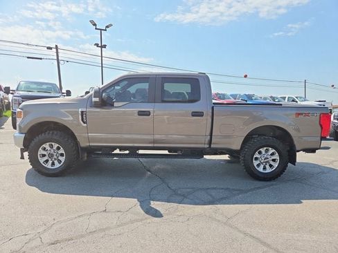 Used 2020 Ford F250 XL w/ STX Appearance Package AWD/4WD image 3