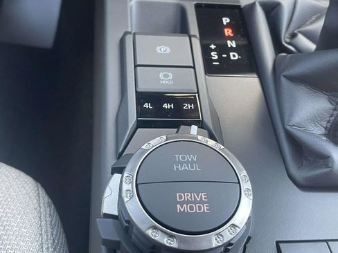 New 2026 Toyota 4Runner SR5 image 23