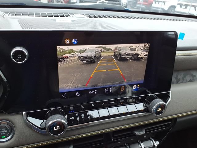 New 2026 Chevrolet Colorado ZR2 w/ Technology Package AWD/4WD image 15