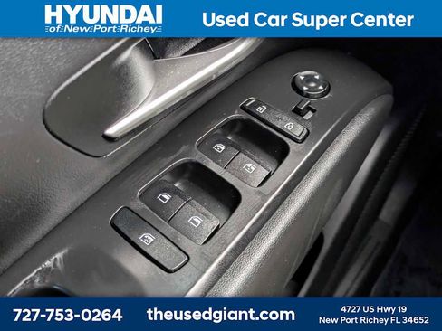 Used 2024 Hyundai Santa Cruz SEL image 25