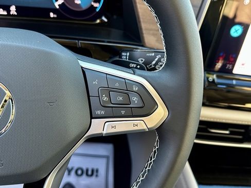 New 2026 Volkswagen Atlas SE image 30