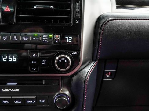 Used 2023 Lexus GX 460 Luxury image 26