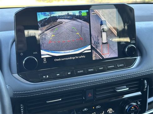 Certified 2023 Nissan Rogue SL w/ SL Premium Package image 31