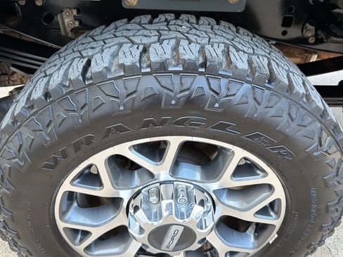 Used 2020 Ford F350 Lariat w/ Lariat Ultimate Package AWD/4WD image 21