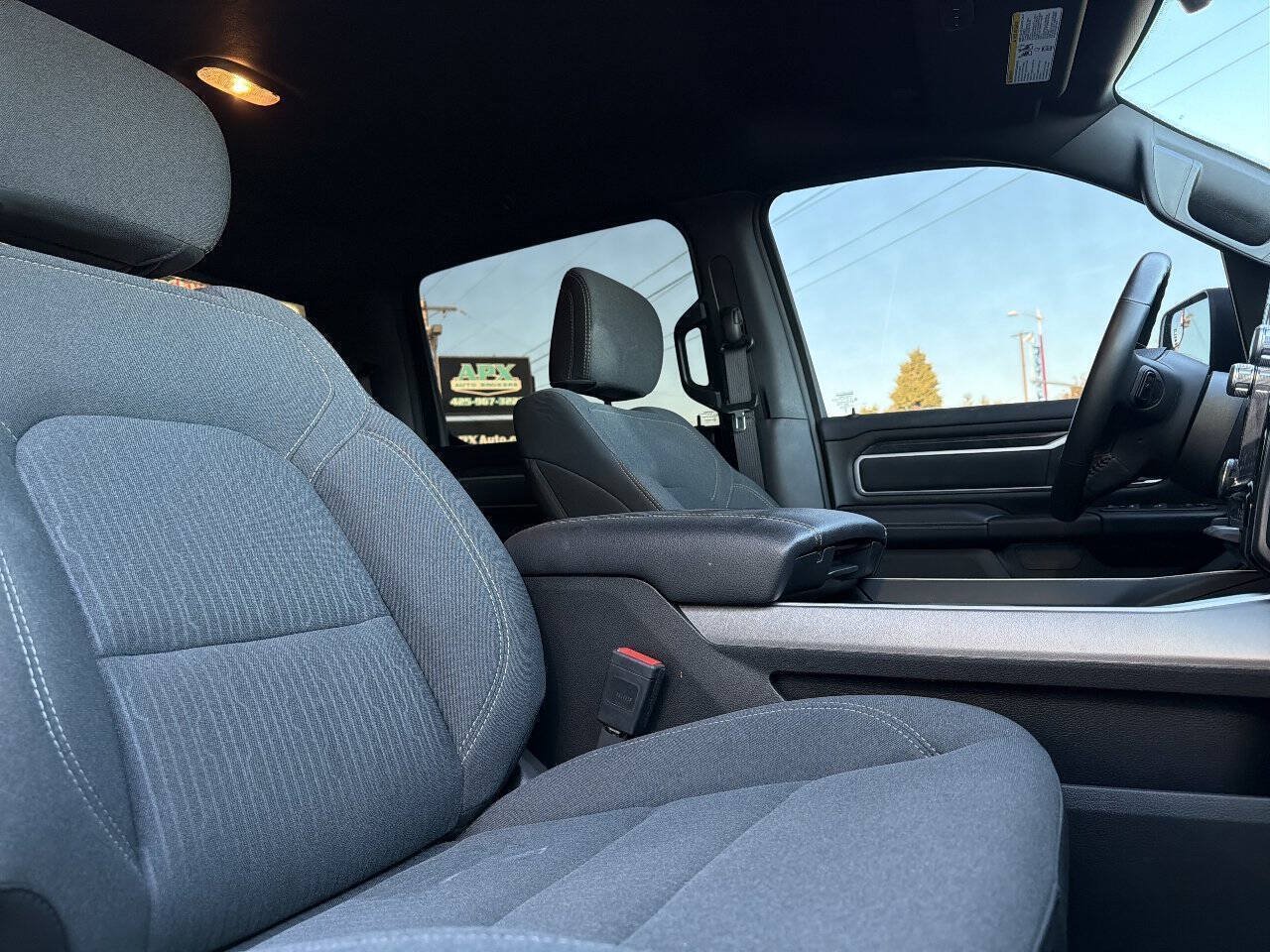 Used 2023 RAM 1500 Big Horn AWD/4WD image 19