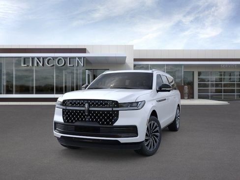 New 2025 Lincoln Navigator L Black Label AWD/4WD image 2