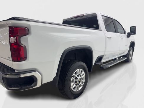 Used 2024 Chevrolet Silverado 2500 LT image 13