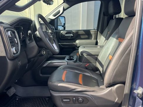 Used 2022 GMC Sierra 2500 AT4 w/ AT4 Premium Plus Package image 6